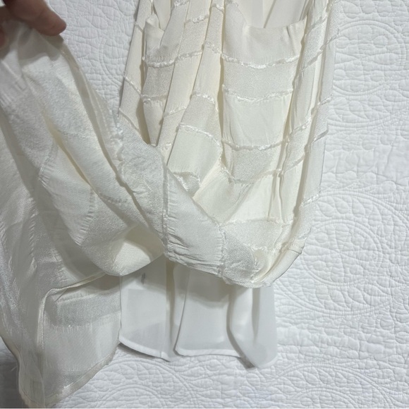 TROUVE Ivory Boho Tiered Fringe Flowy Tank Top, Size X-Small - #242 - Picture 8 of 14